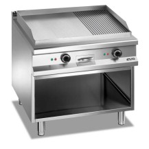 Płyta grillowa elektryczna, na podstawie z trzech stron zamkniętej 800x900 - 2/3 gładka, 1/3 ryflowana, chromowana, Magistra Plu