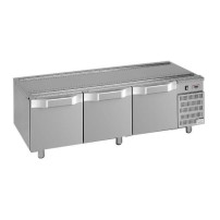 Podstawa chłodnicza pod urządzenia stołowe, linia Domina 700, 1600x700x600 mm, 3 drzwi Wariant podstawowy, MBM BR773P