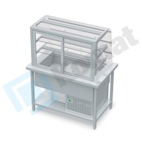 Stanowisko z witryną chłodniczą z wanną - witryna z klapkami uchylnymi, szyba gięta 1300x800x900, AISI 304, Komat KL1-81.803G
