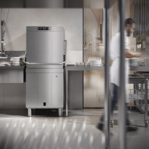 Zmywarka kapturowa, kosz 500x500 mm, system płukania HTR+, odzysk ciepła, 634x750x1523 mm, SMEG SPH525H