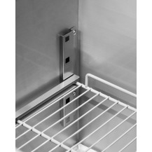 Stół chłodniczy 3-drzwiowy | RESTO QUALITY RQS903 | 368 l | agregat na dole